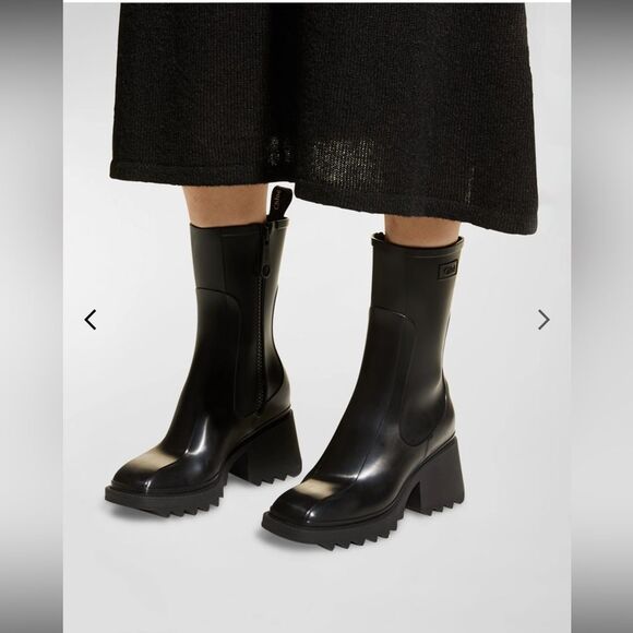 Chloé Black Rubbers Rain Boots EU 40 US 9 Urban Edgy Chunky Goth Grunge Runway - Picture 5 of 16